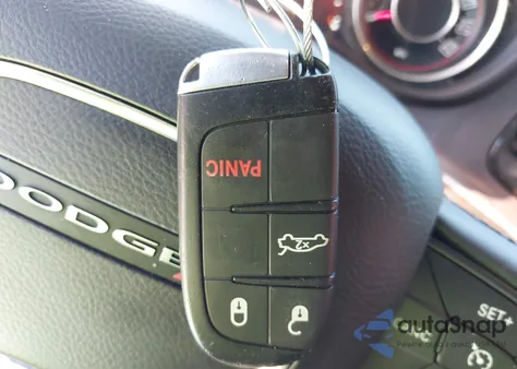 2016 Dodge Challenger Sxt z USA, uszkodzony, nr VIN 2C3CDZAG6GH137763